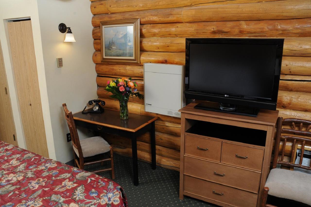 Pike'S Waterfront Lodge Феърбанкс Екстериор снимка
