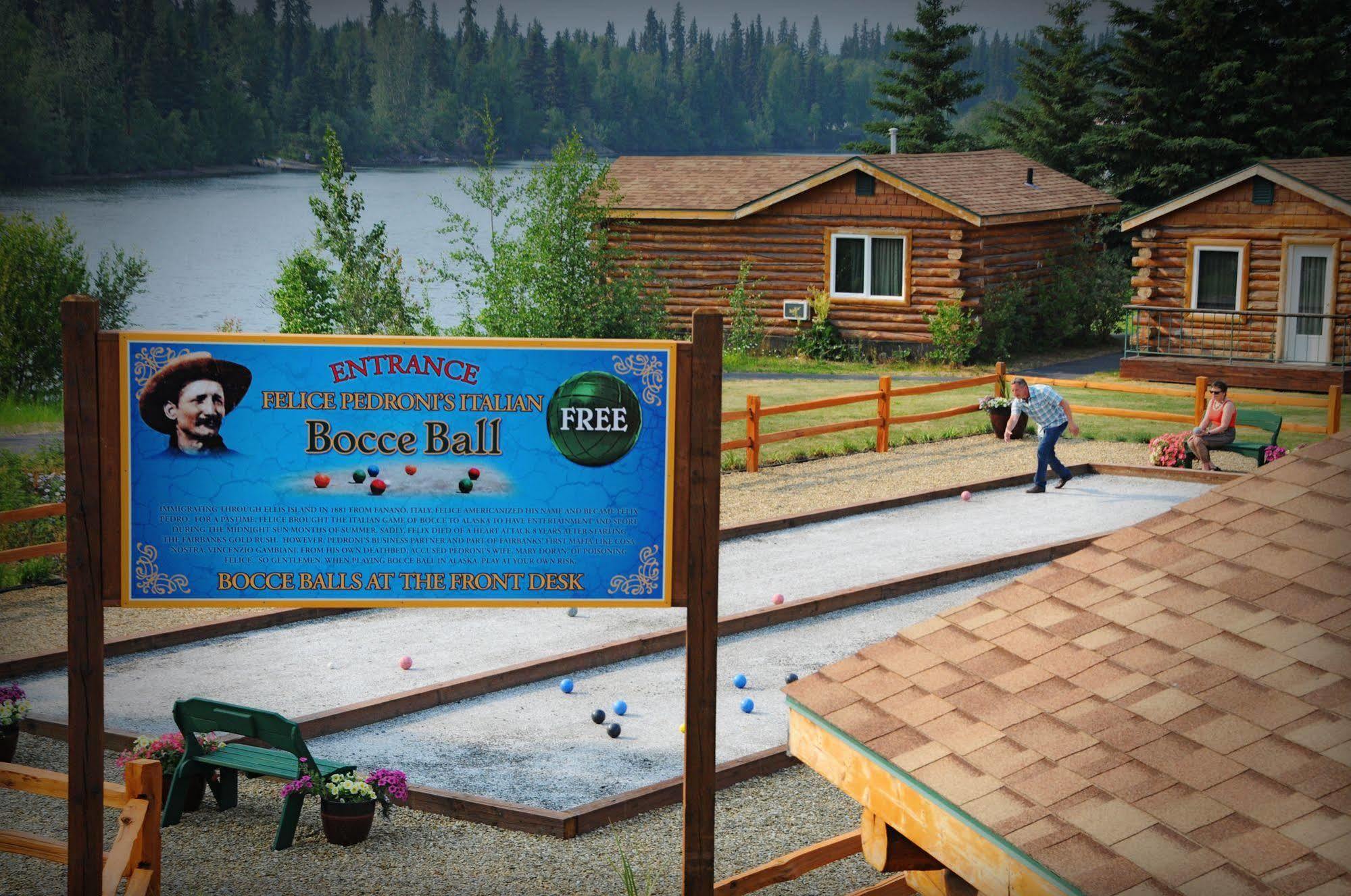 Pike'S Waterfront Lodge Феърбанкс Екстериор снимка
